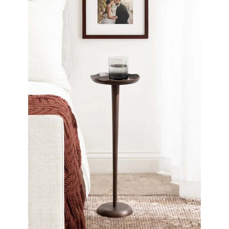 Kate and Laurel Alessia Round Drink Table